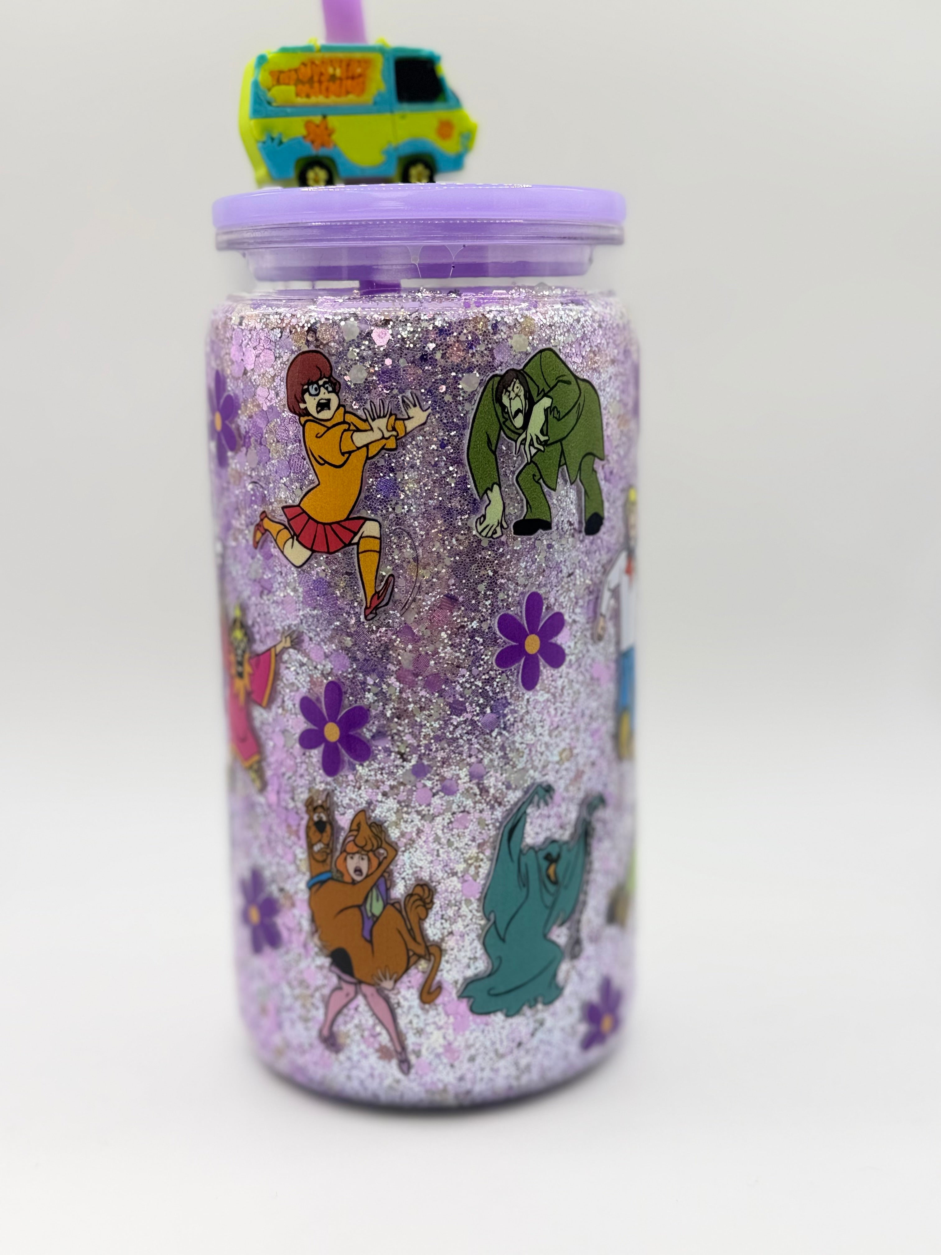 16 oz Scooby Doo snow globe cup with straw topper