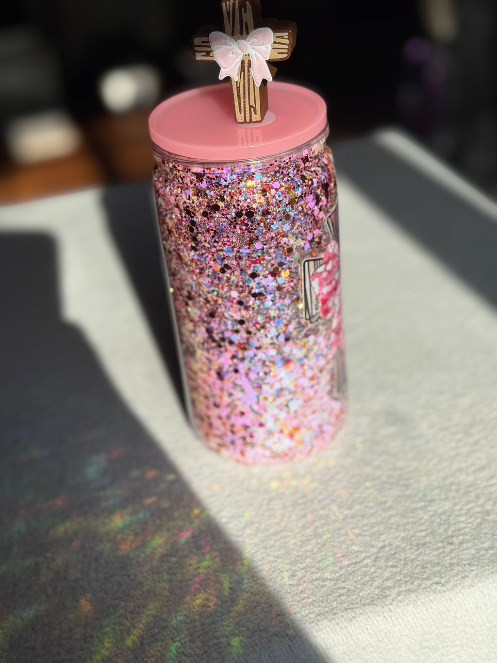 16 oz Cross glitter with straw topper cup