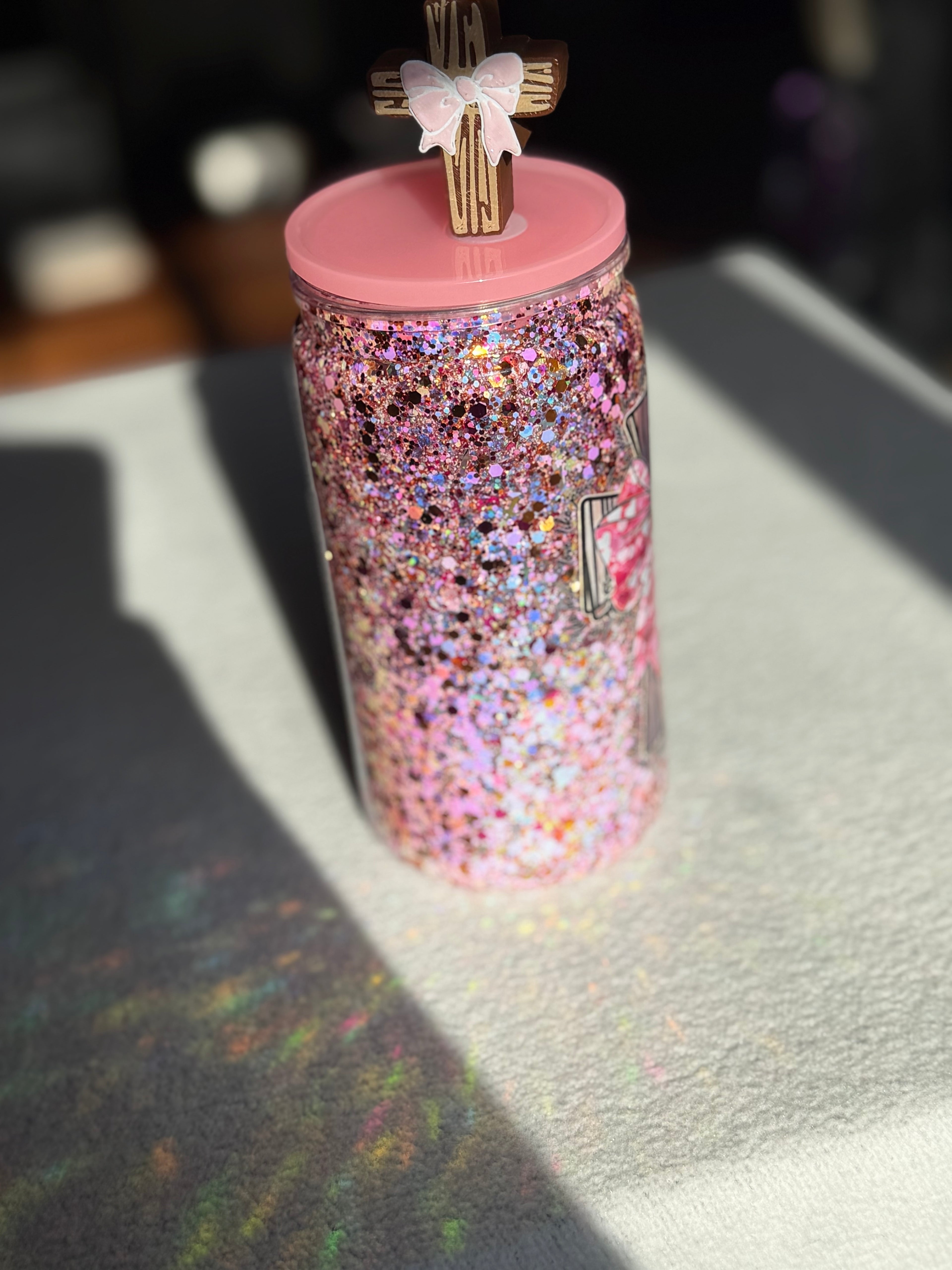 16 oz Cross glitter with straw topper cup