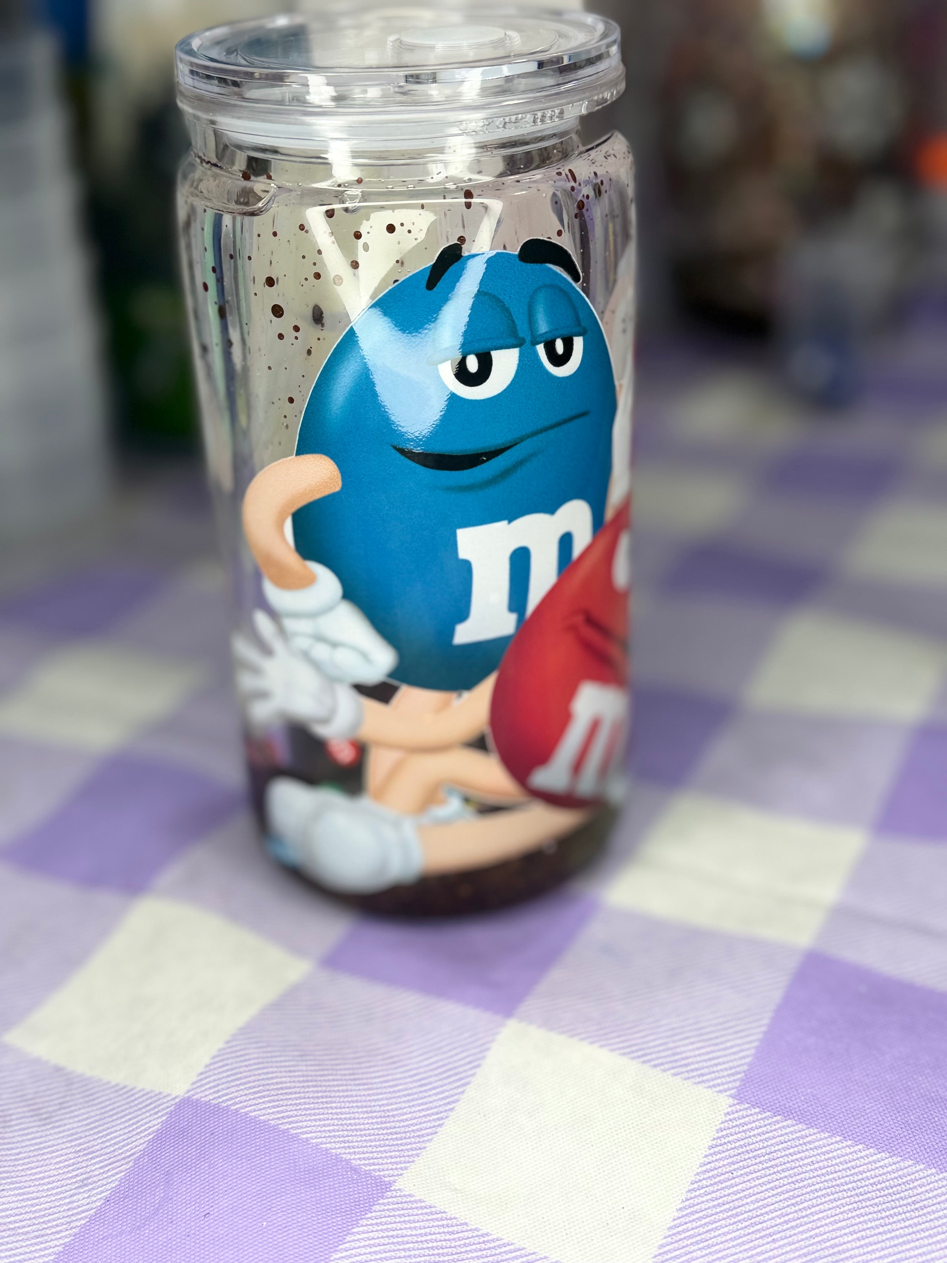 16 oz M & M lava cup with straw topper