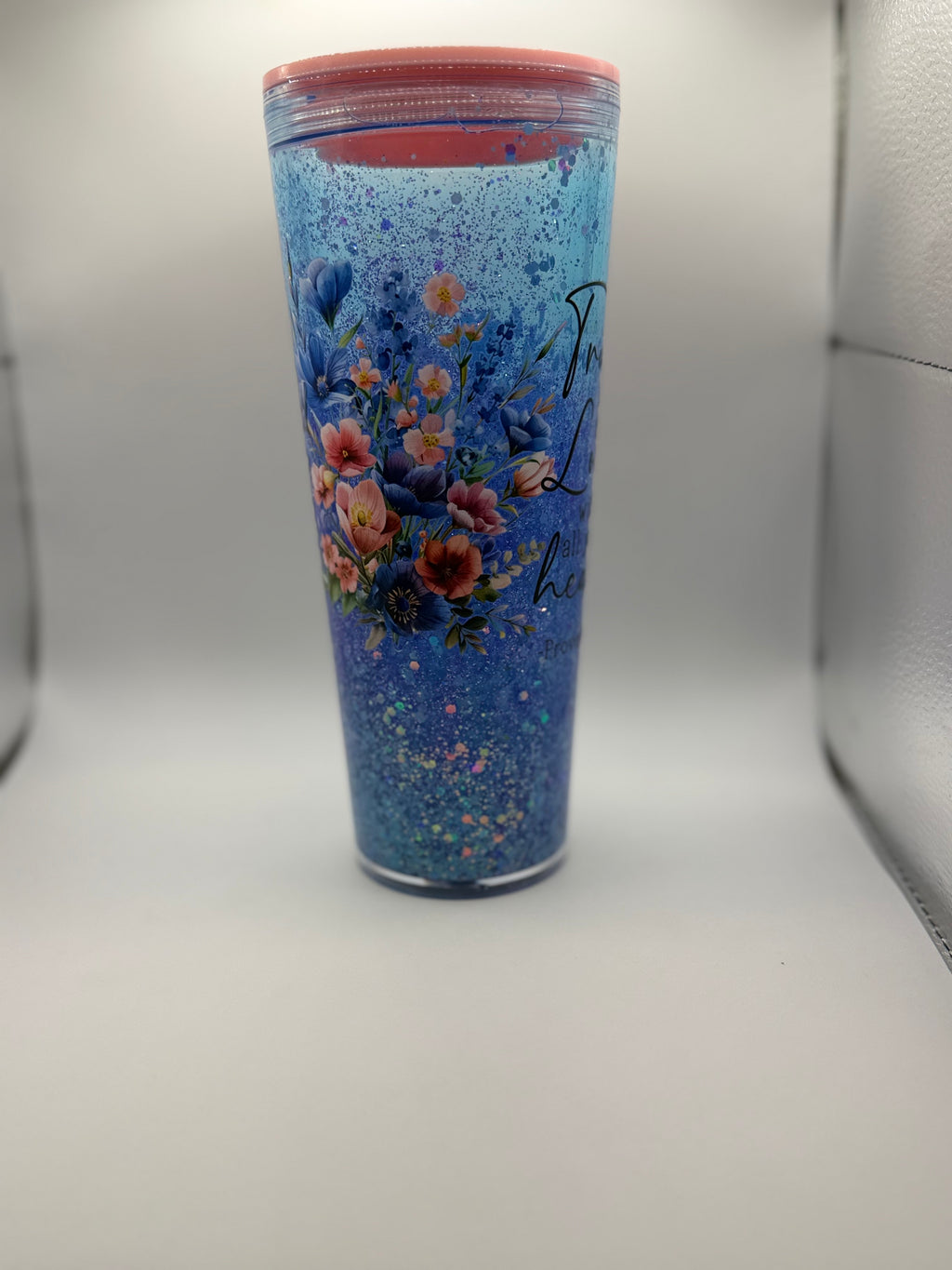 24 oz Trust in the Lord with all Your Heart snow globe cup