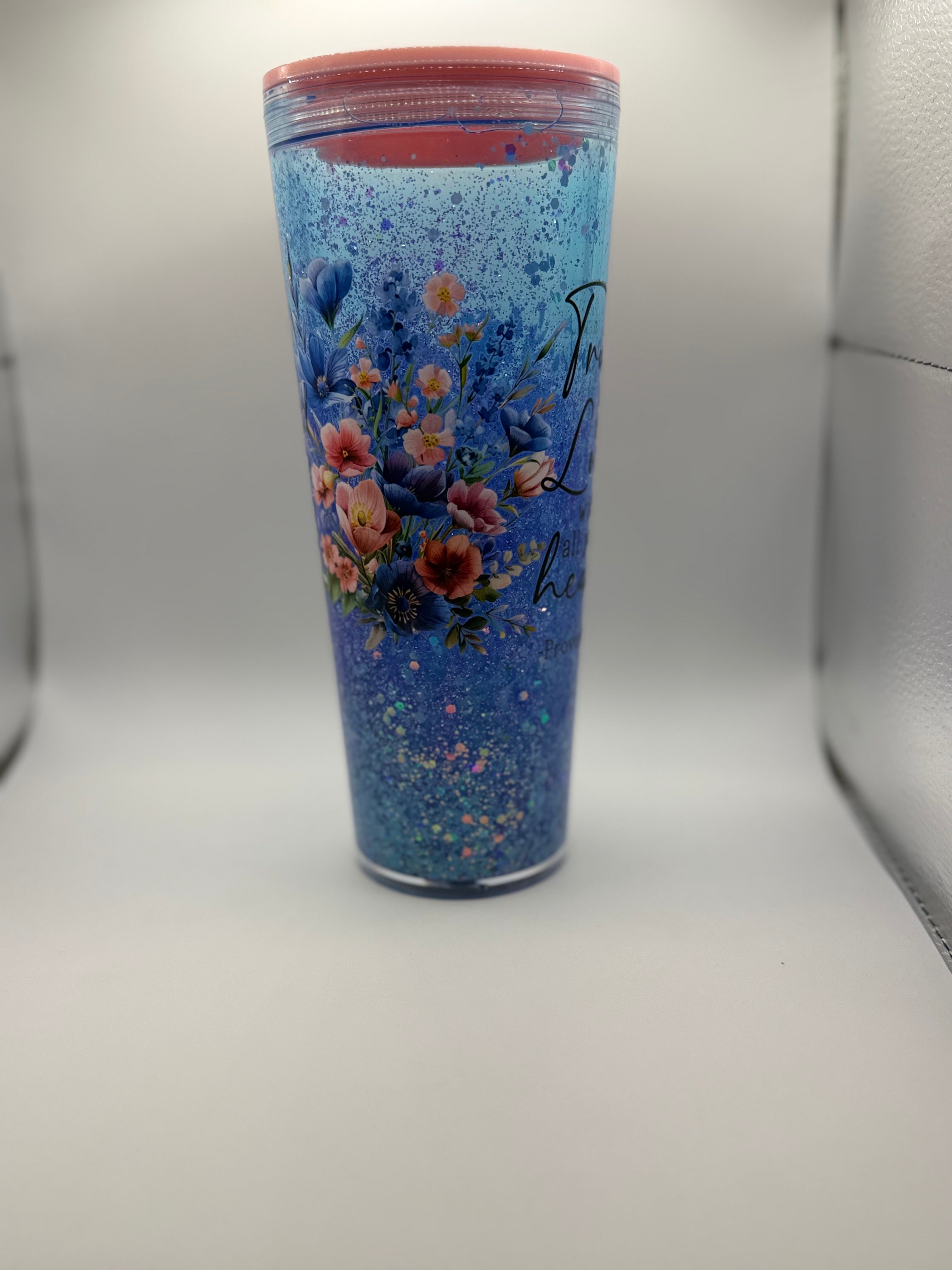 24 oz Trust in the Lord with all Your Heart snow globe cup