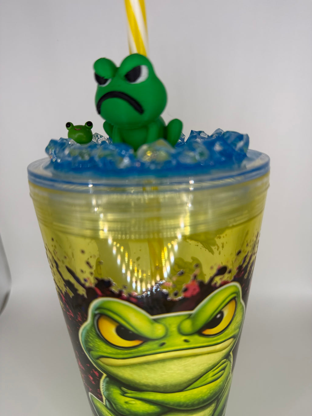16 oz Grumpy Frog snow globe cup with decorated lid