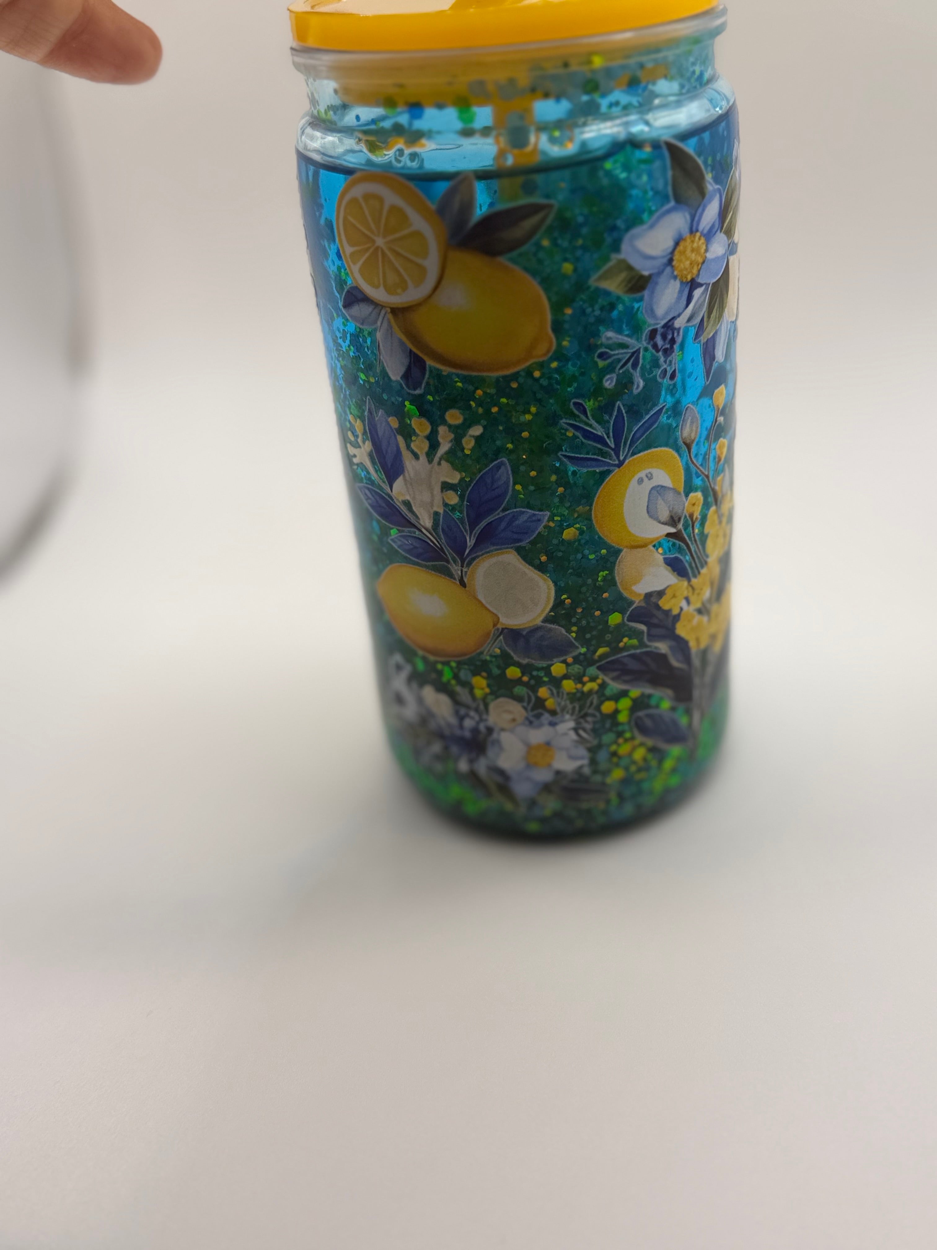 16 oz Blue and Yellow flowers snow globe cup with Lemon straw topper