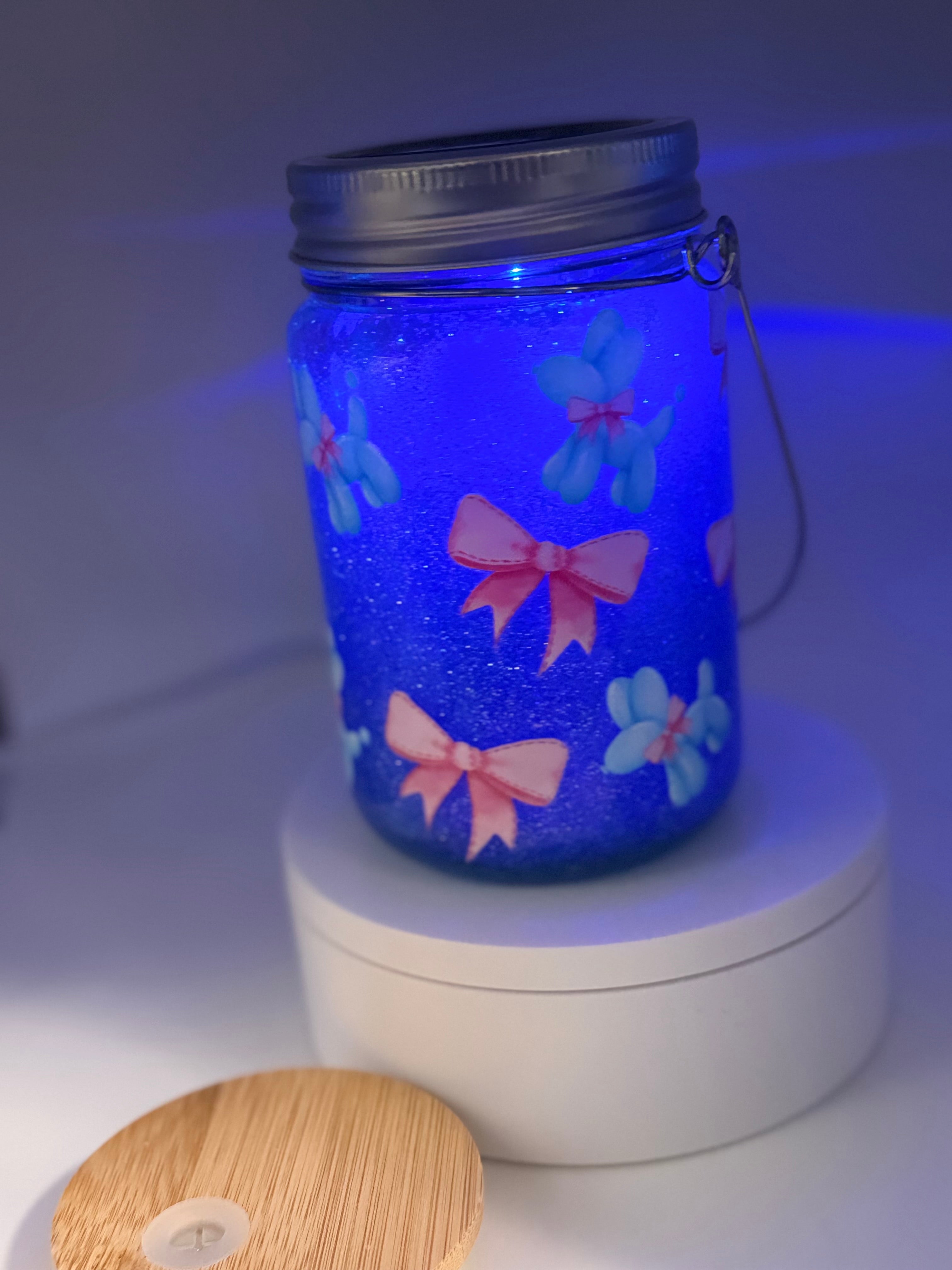 11 oz Balloon Dog solar light/snow globe cup