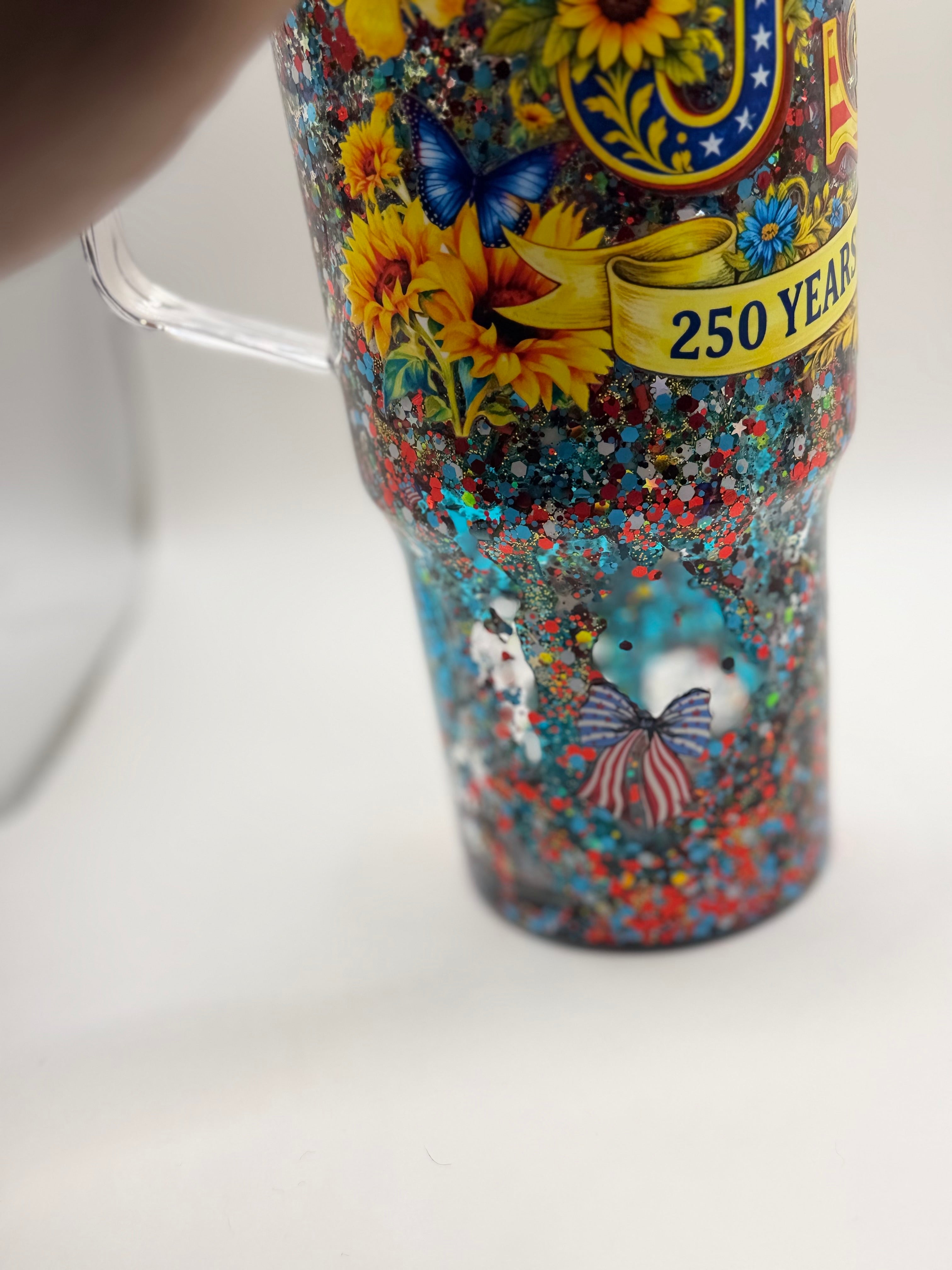 40 oz USA 250 years of Freedom snow globe cup