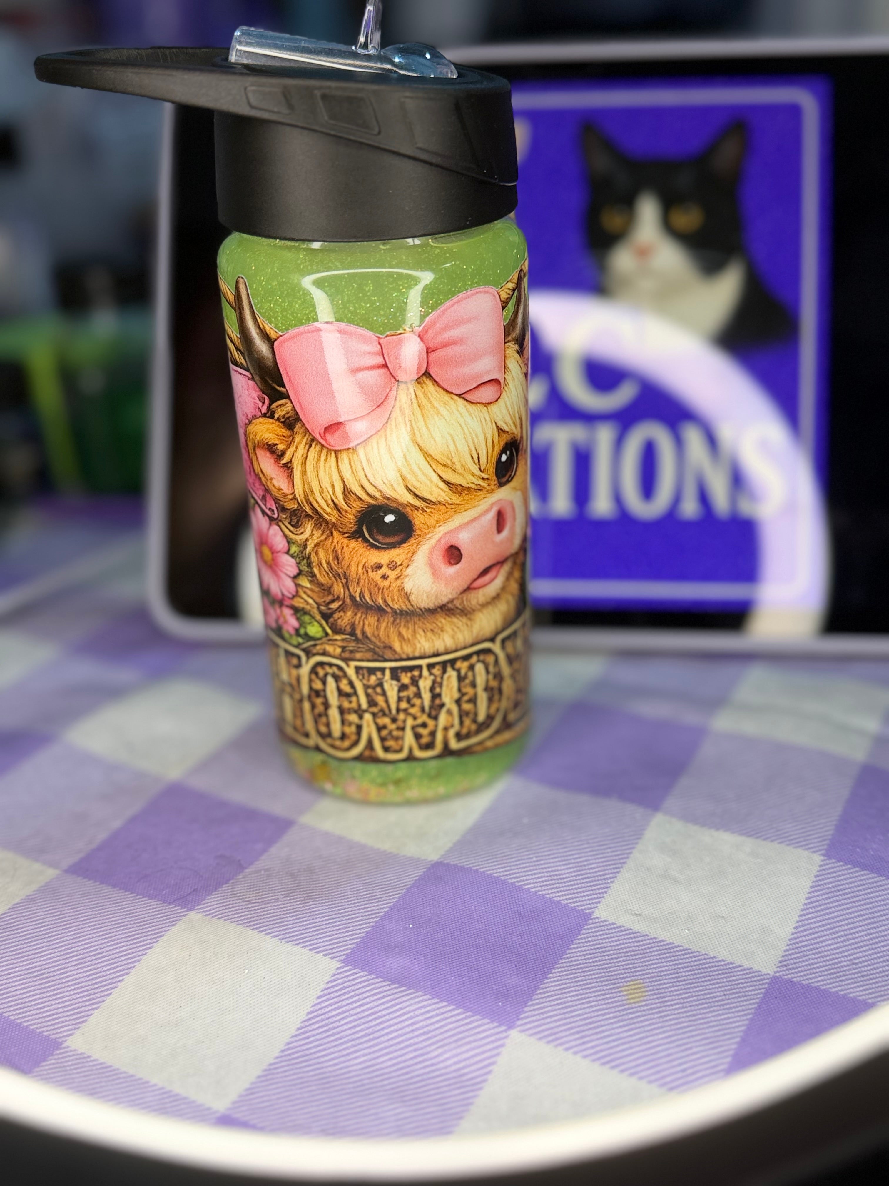 10 oz Kids Howdy Cow waterfall cup