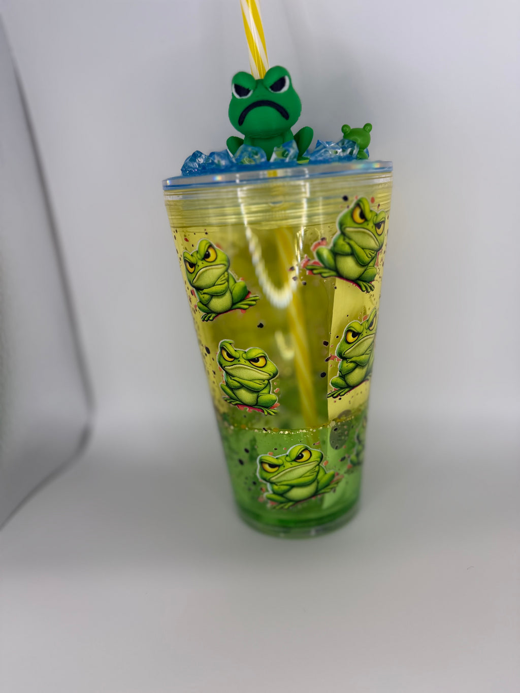 16 oz Grumpy Frog snow globe cup with decorated lid