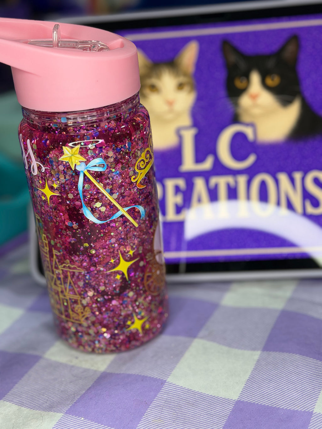 10 oz Kids Princess glitter snow globe cup