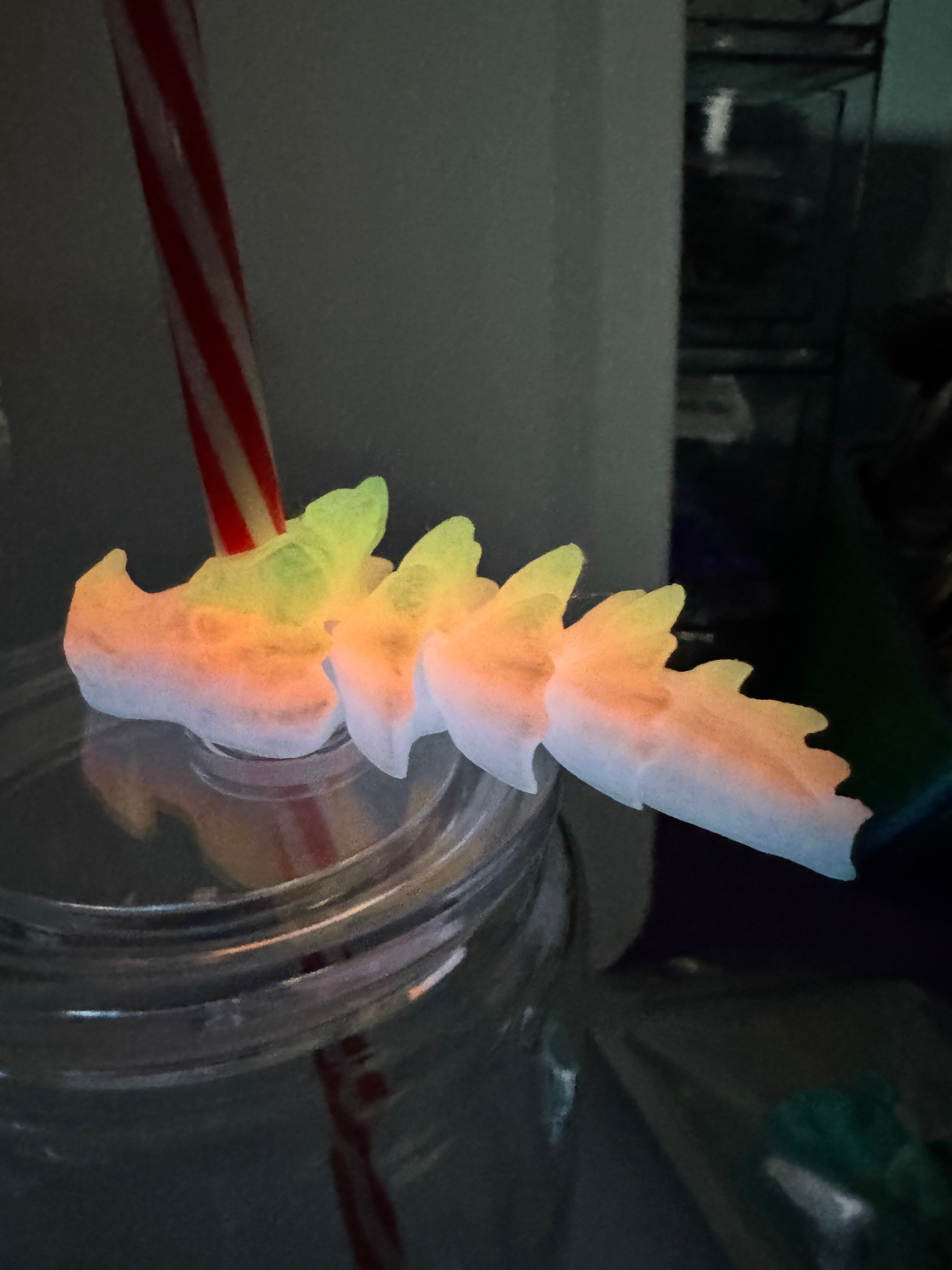 3D Articulated Dragon Straw Topper White/glow in the dark