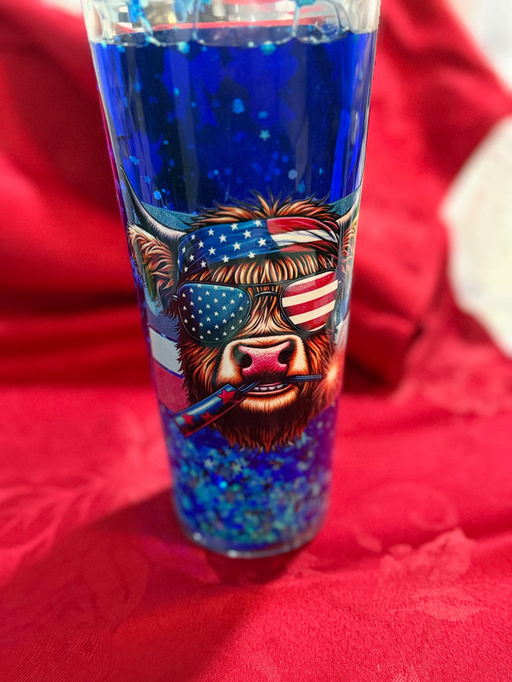 24 oz American flag cow snow globe cup