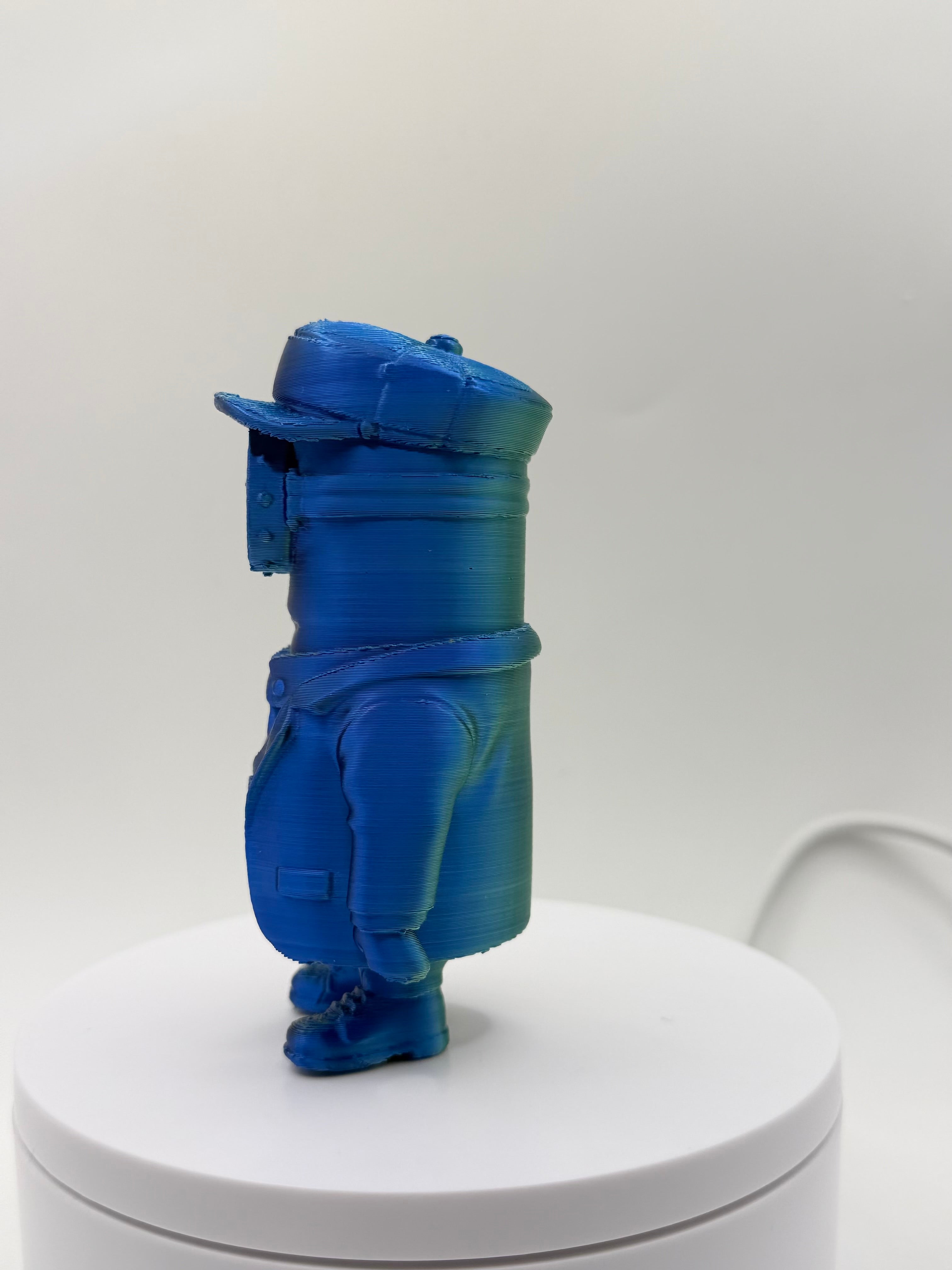 3D printed Minion in Suit
