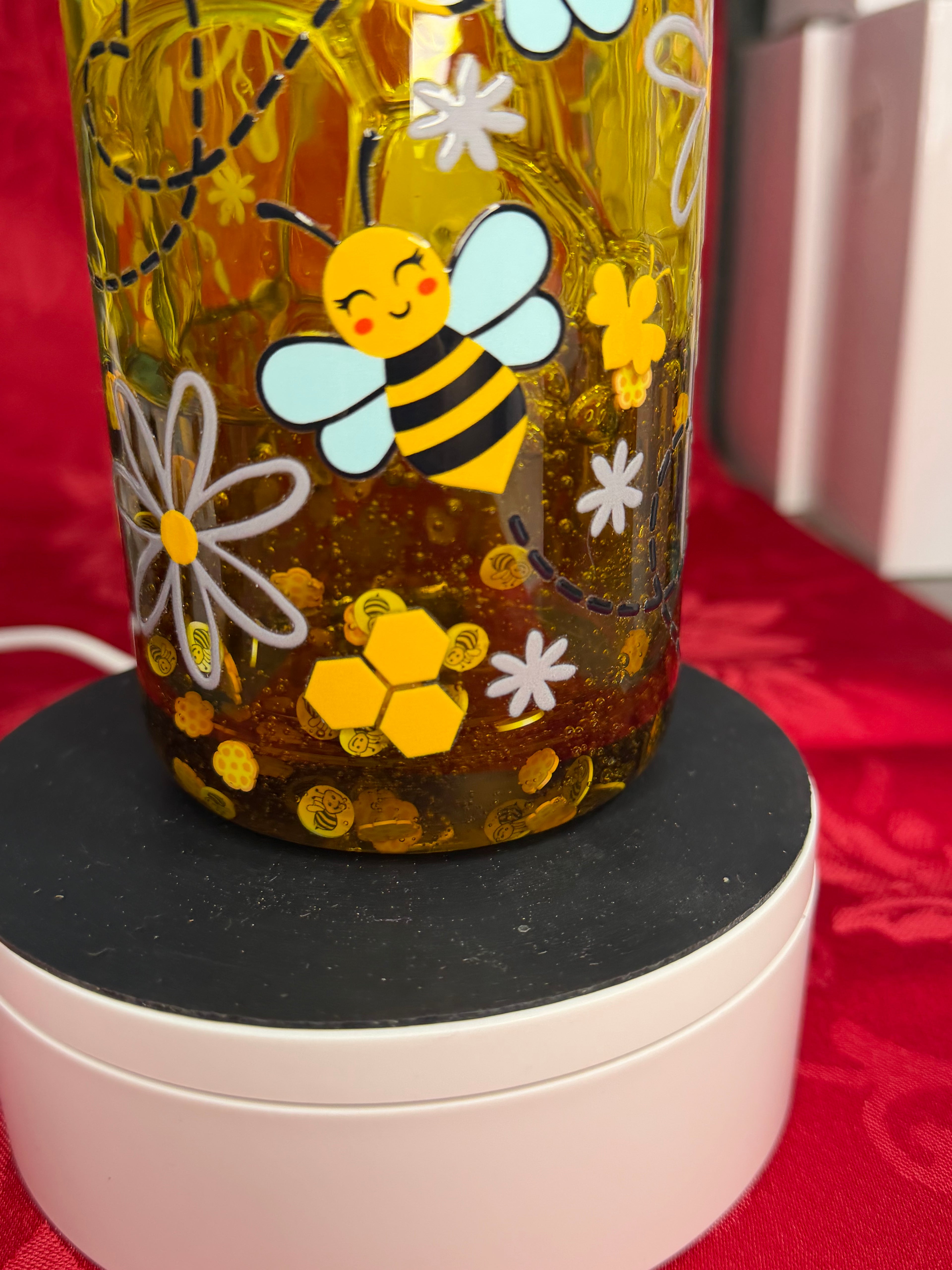 16 oz Honey Bee tumbler