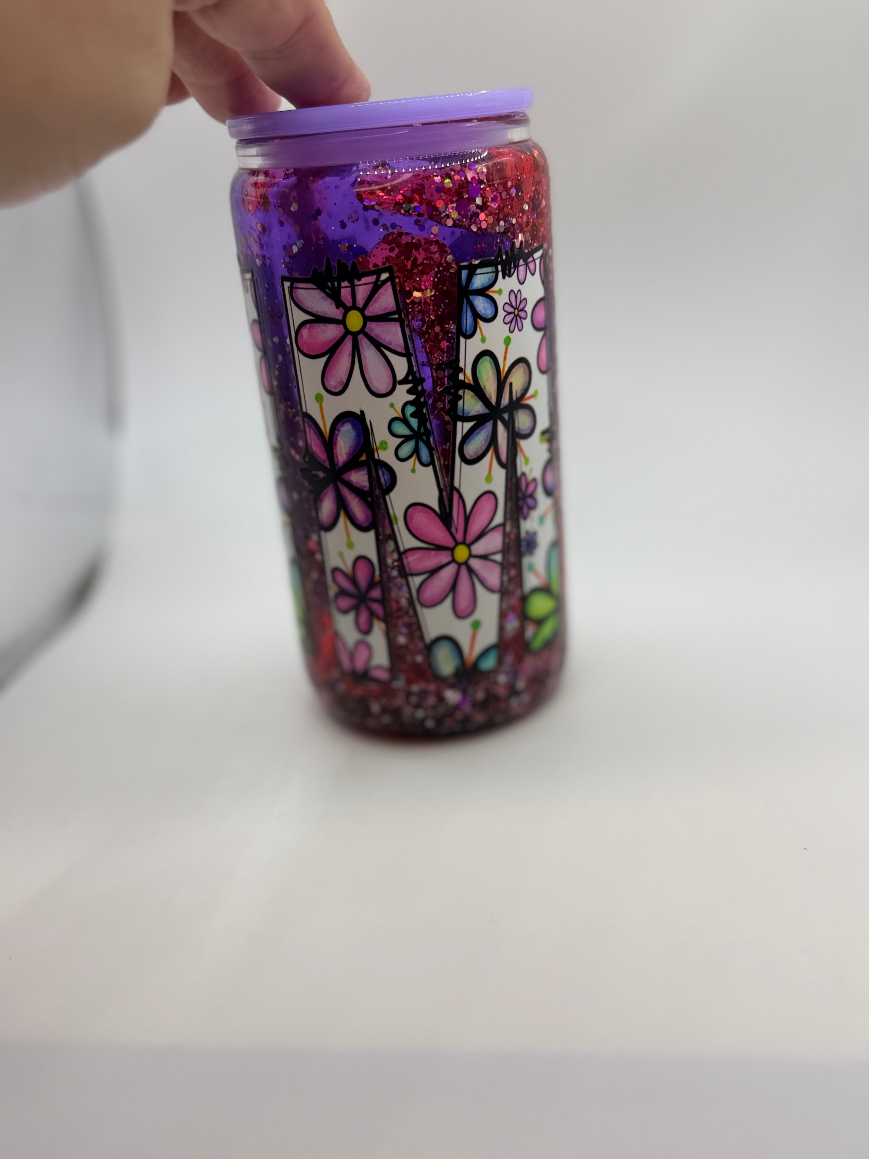16 oz Mom glass snow globe cup