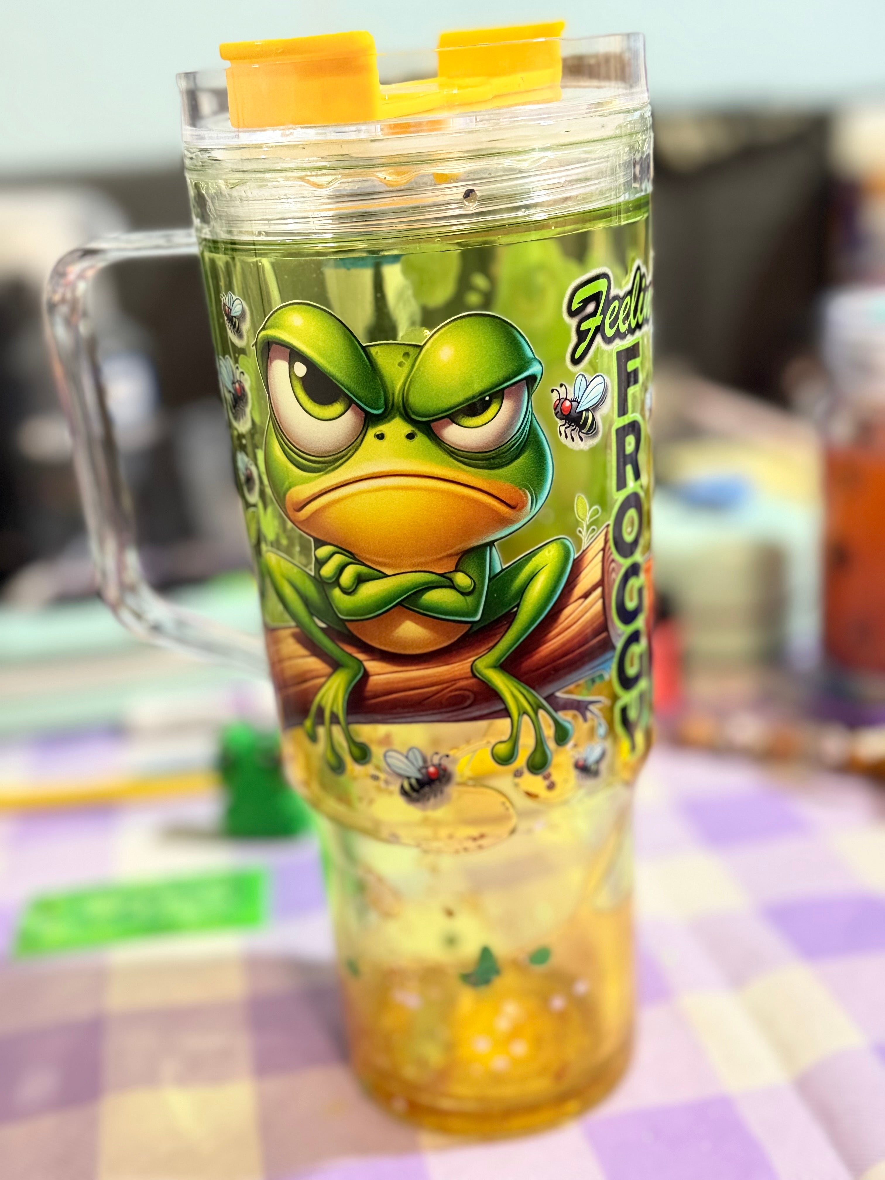 40 oz Feelin Froggy lava snow globe cup