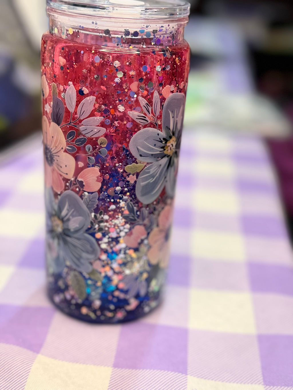 20 oz Pink and blue flower snow globe tumbler