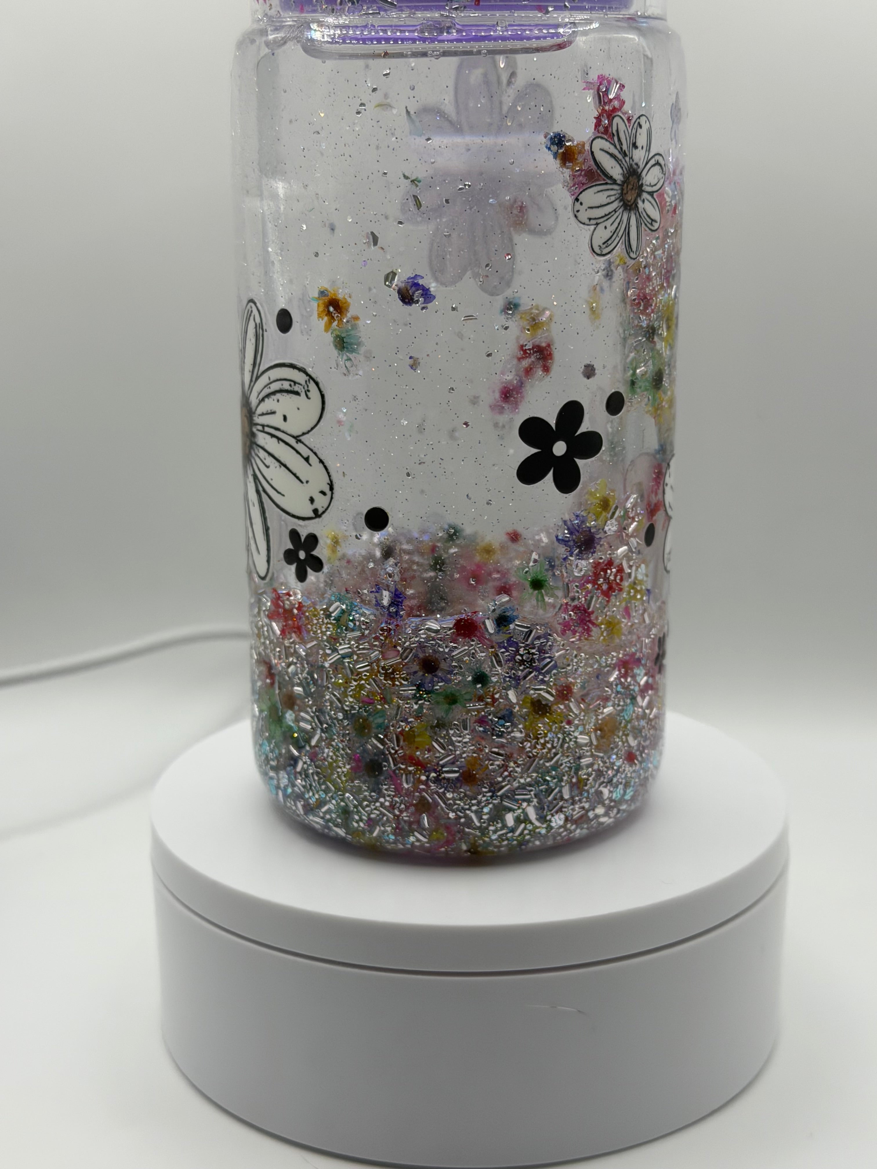 16 oz Dried Flowers snow globe cup