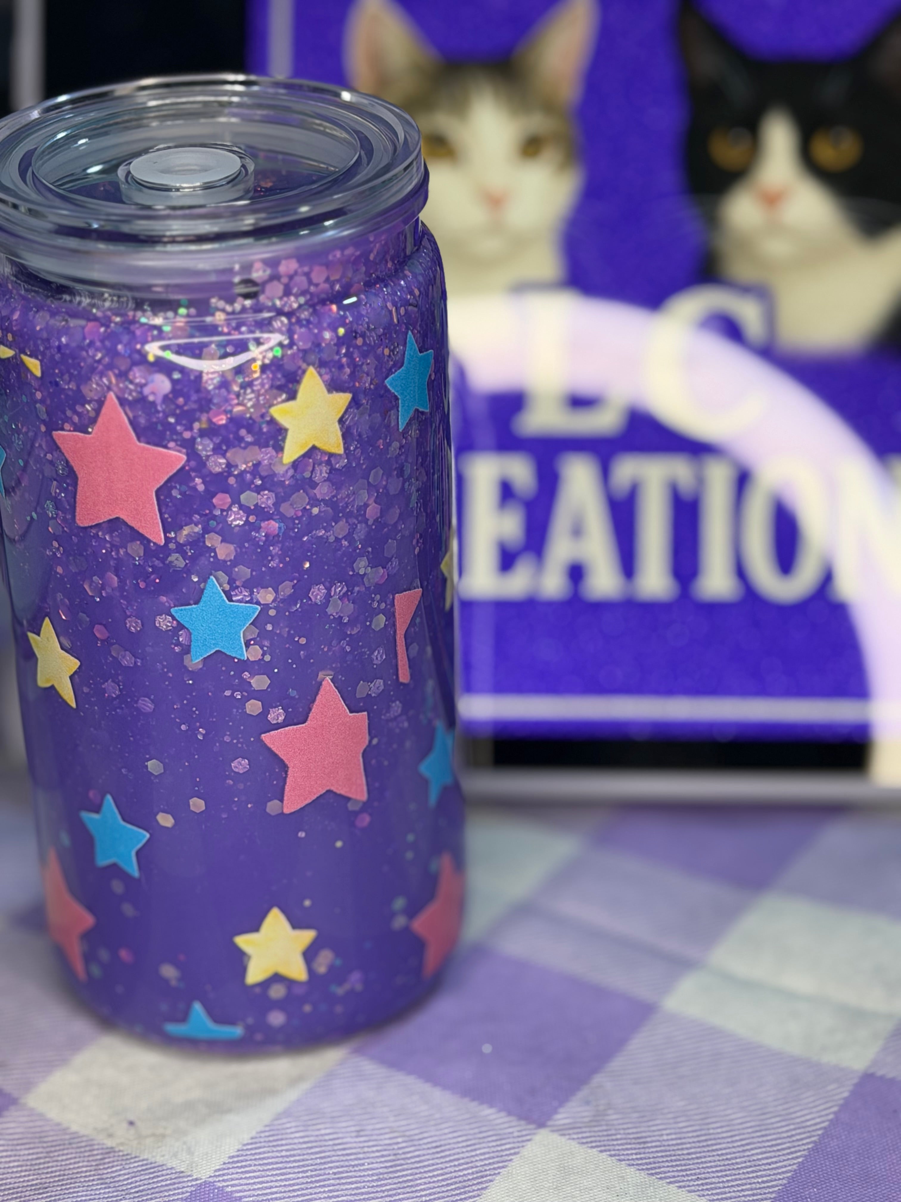 16 oz Bunny Blowing a Bubble Lava snow globe cup
