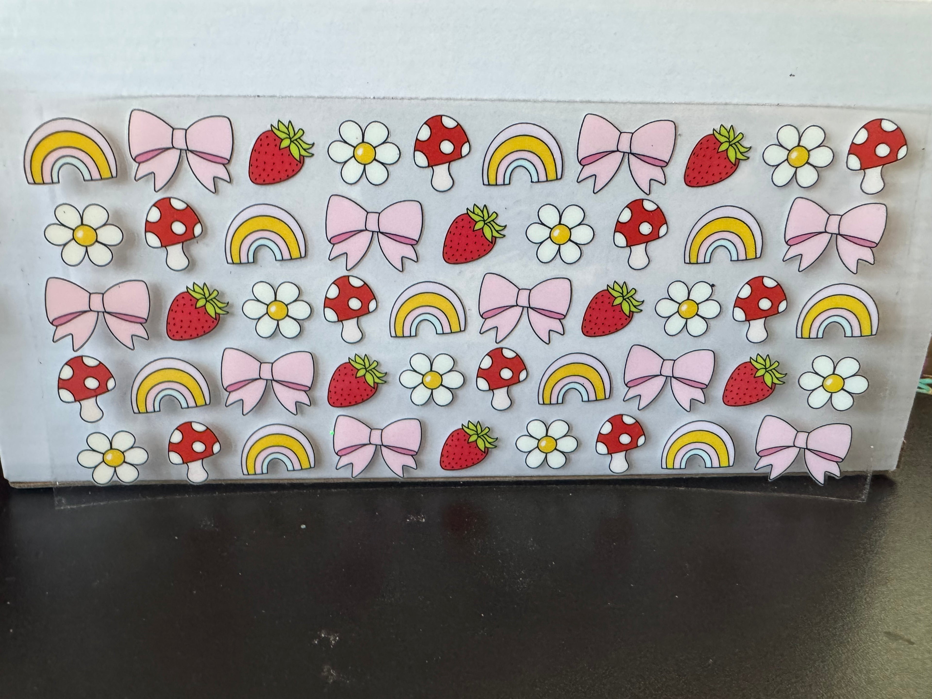 Strawberry and bows wrap