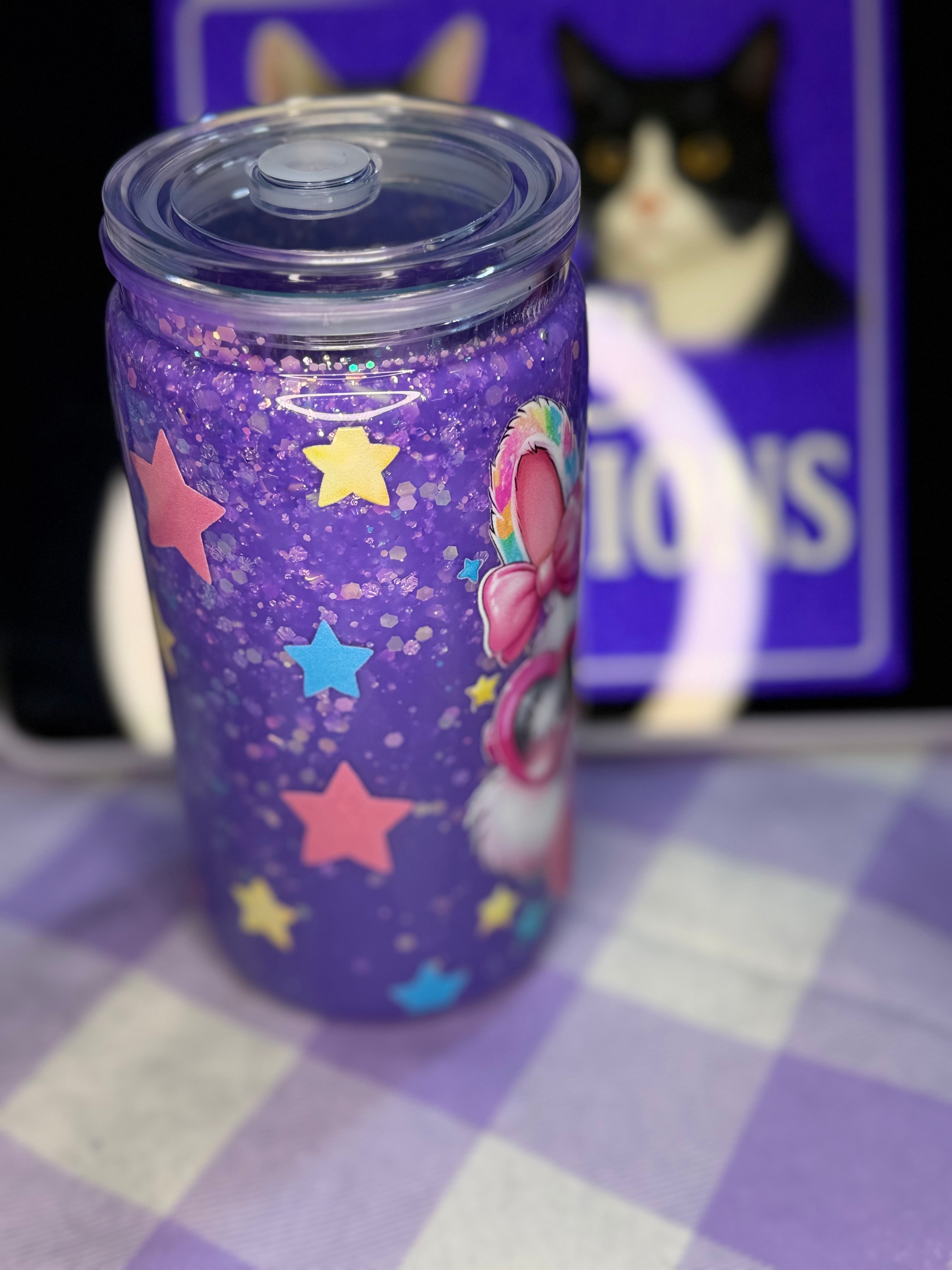 16 oz Bunny Blowing a Bubble Lava snow globe cup