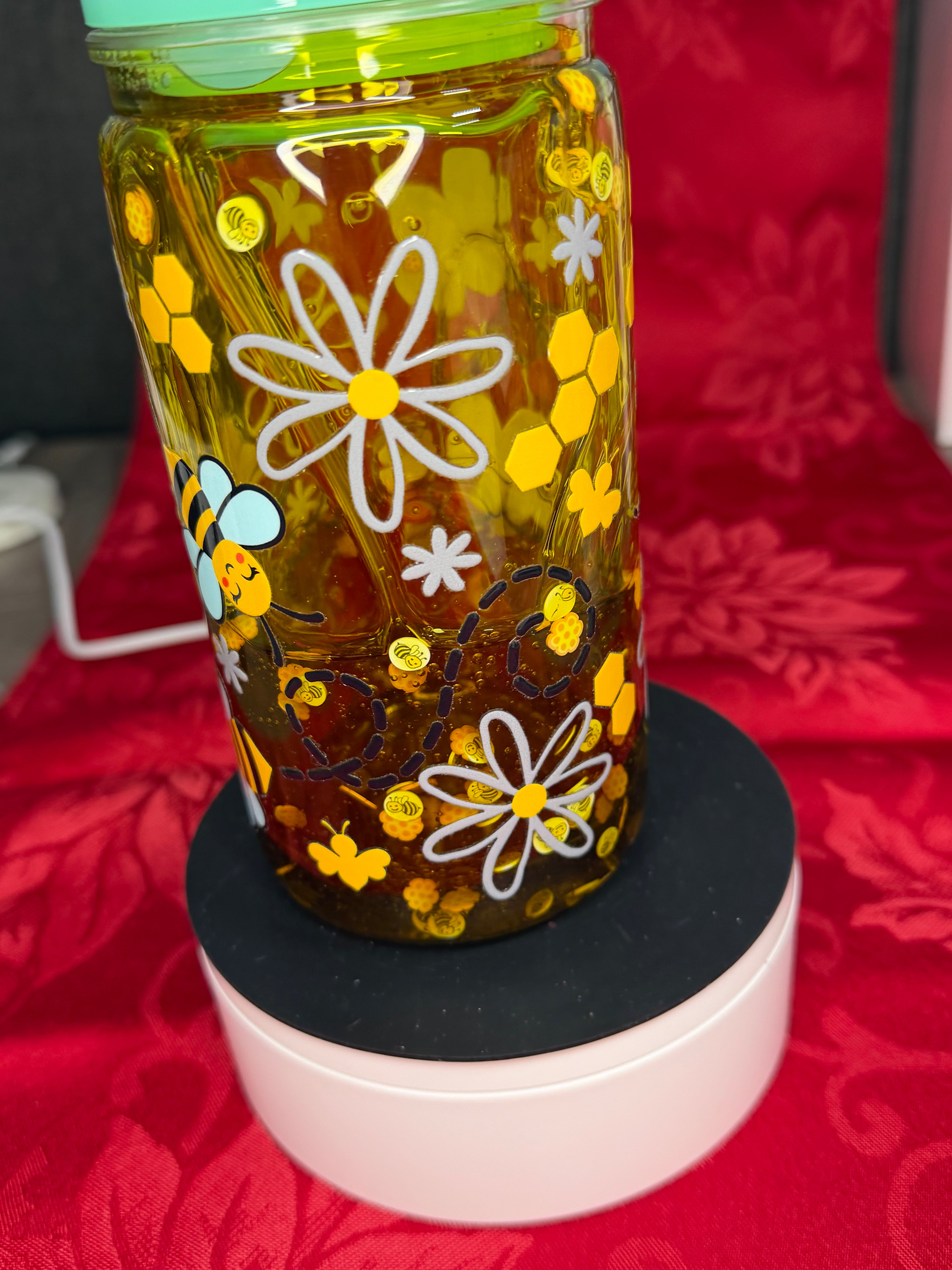 16 oz Honey Bee tumbler