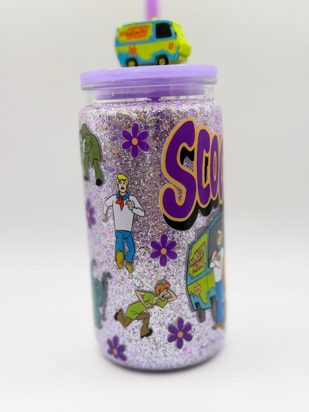16 oz Scooby Doo snow globe cup with straw topper