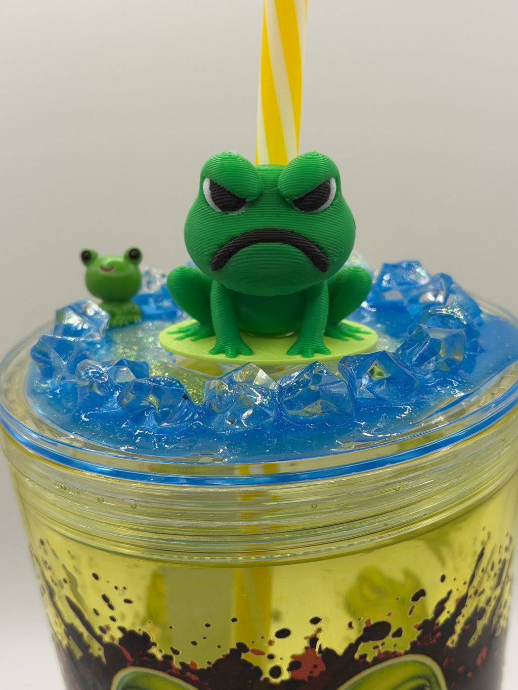 16 oz Grumpy Frog snow globe cup with decorated lid