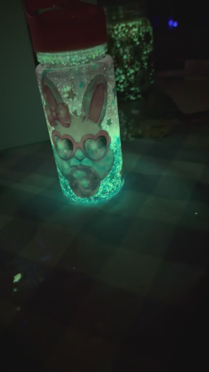 10 oz Kids Bunny Blowing Bubble Lava cup