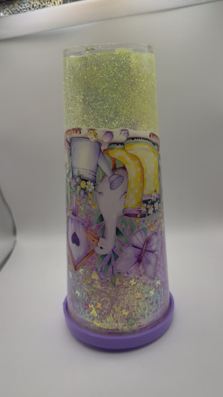 24 oz Goose with Rain Boots snow globe cup